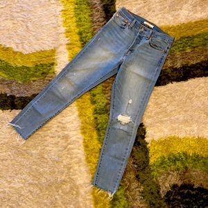 Levi’s Wedgie Skinny 28 👖!
